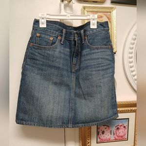 Levi's denim skirt